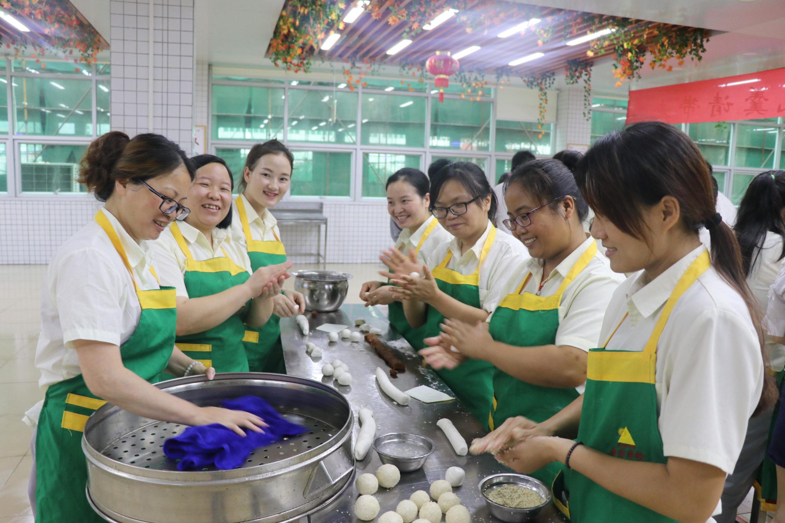 20190726042706 scaled - 面点师兴趣培训班&mdash;&mdash;面点大师养成记