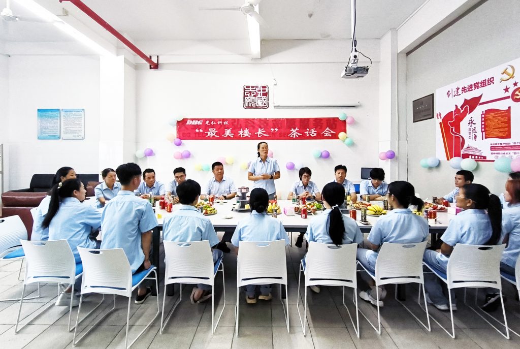 6 1024x687 - 心存爱心&bull;无私奉献 | &ldquo;最美楼长&rdquo;书写暖心担当